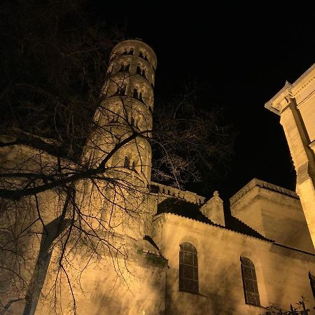 Appartement De Charme Dans Le Coeur Historique D'Uzès Exterior foto