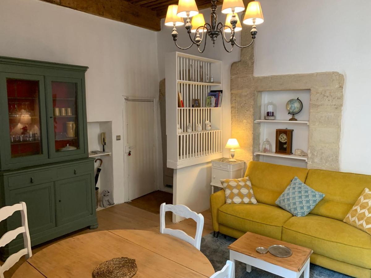 Appartement De Charme Dans Le Coeur Historique D'Uzès Exterior foto