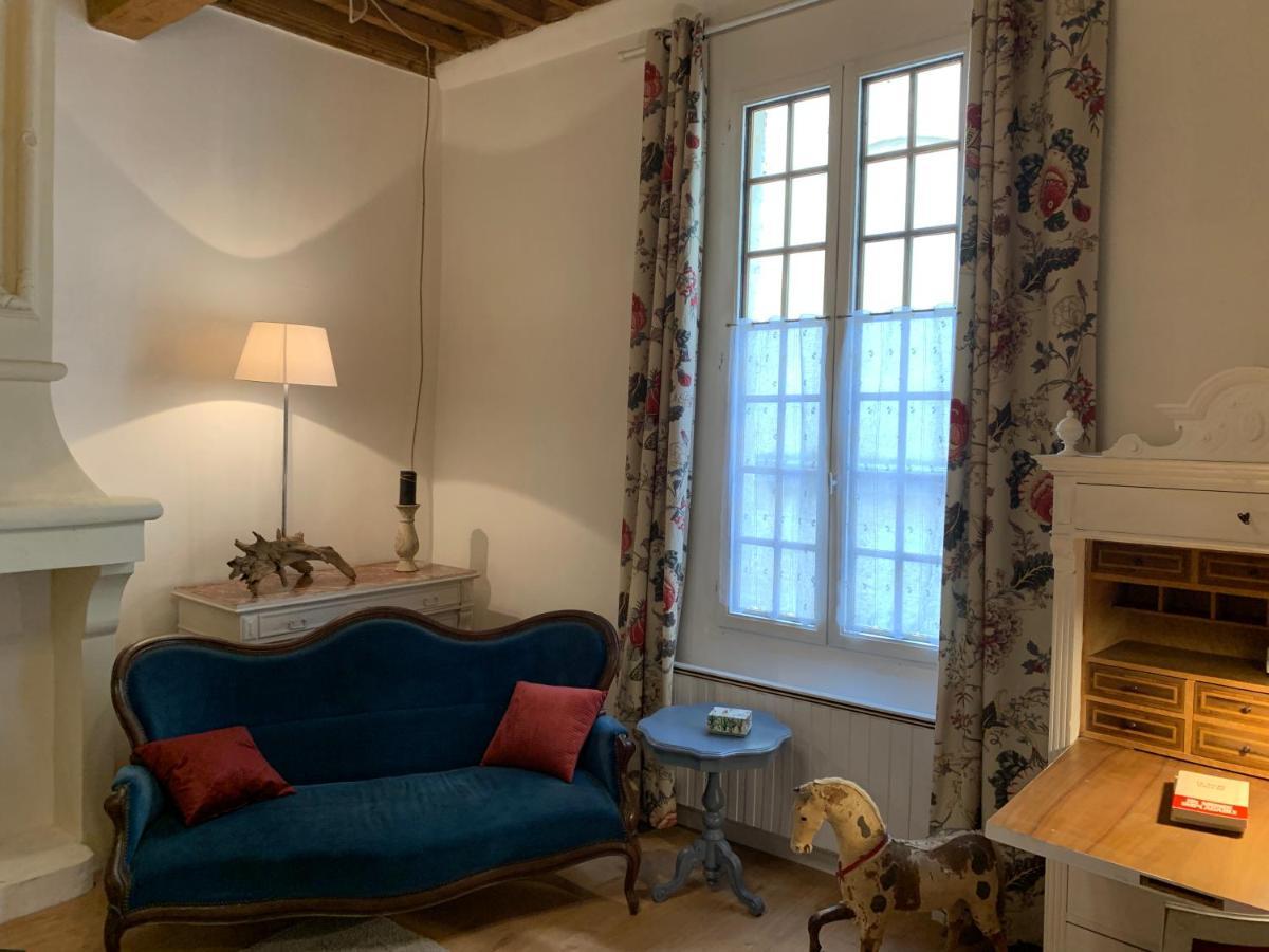 Appartement De Charme Dans Le Coeur Historique D'Uzès Exterior foto